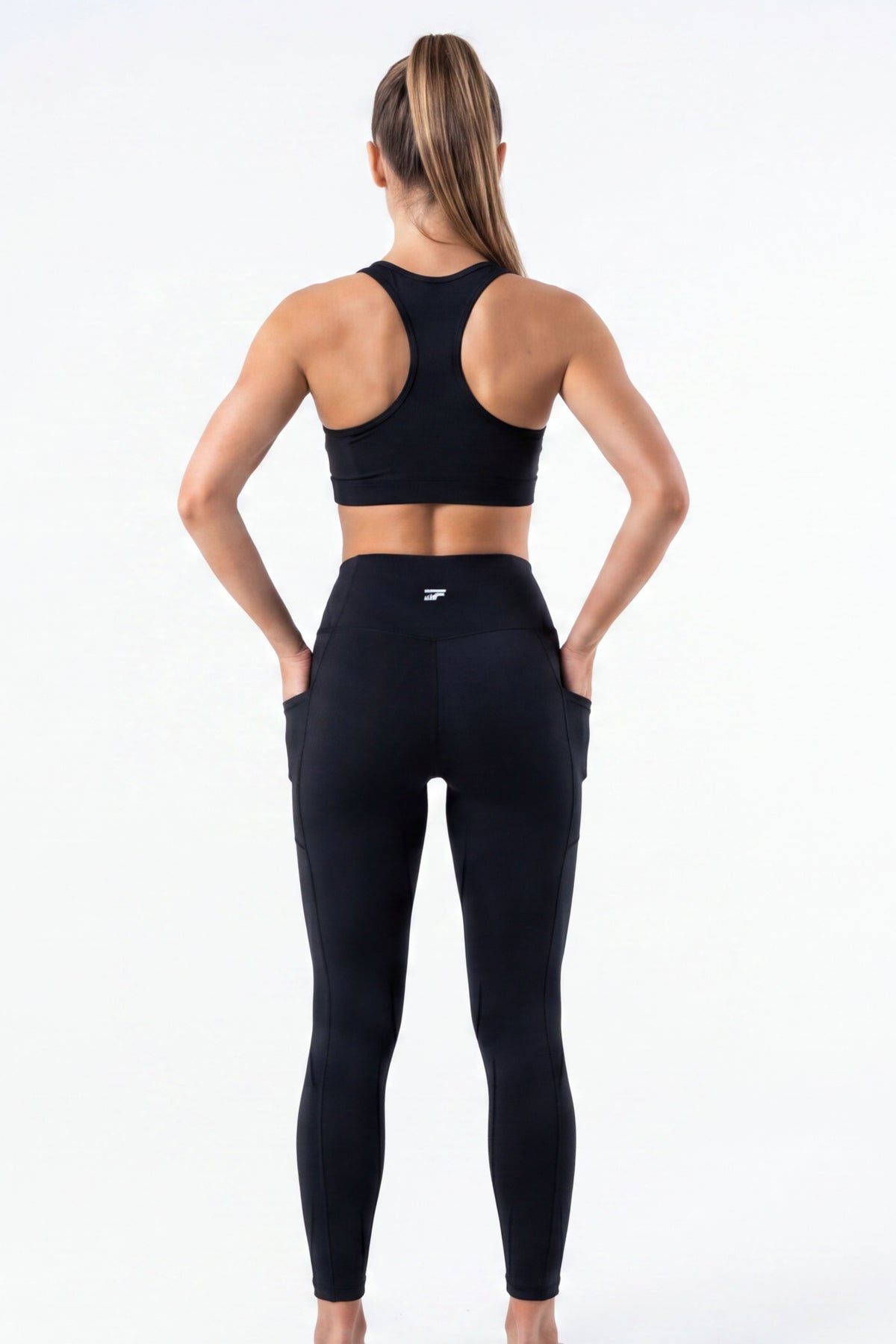 Soft Form Pocketed Leggings - Black